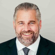 Dr. Peter Brodehser – Herausgeber von investinzukunft und Experte für Private Markets